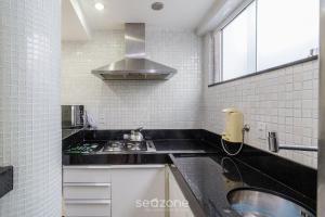 Apto térreo a 5min da Praia do Forte EMA101