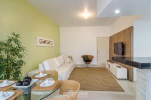 Apto térreo a 5min da Praia do Forte EMA101