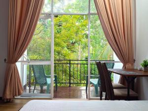 Zeleny Retreat Home Stay