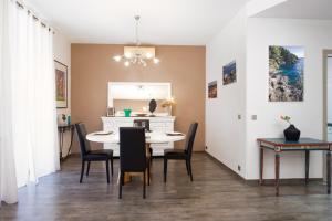 Appartements MASSENA - Agreable 3 pieces - Plein coeur de Menton : photos des chambres