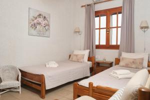 Batilas House next to exotic beach of Elafonisi