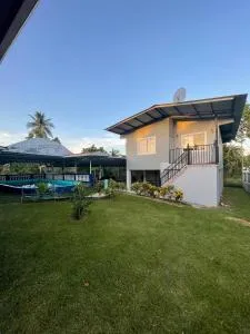 Hidden Lake - Gamboa