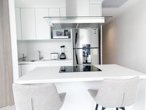 Suite de Lujo con Vista Panorámica, Piscina y Gym