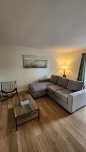ENTIRE 2 BEDROOM APARTMENT by UW RESEARCH PARK - PS5 - Waterloo