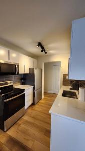 ENTIRE 2 BEDROOM APARTMENT by UW RESEARCH PARK - PS5