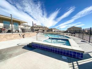 Stylish new home close to downtown