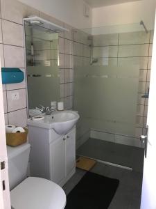 Appartements charming place ideally located : photos des chambres