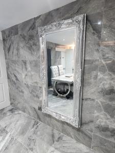 Three bedrooms Luxury City Centre Home