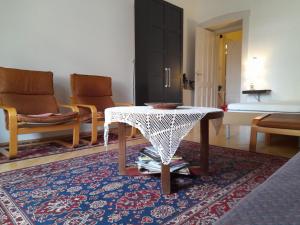 unique, top floor, individual suite