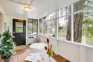 Oregon Vacation Rental about half Mi to Santiam River!