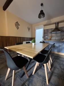 Alojamiento Los Sauces - Rio Madera