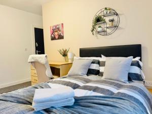 Room 3 Shared House in L7