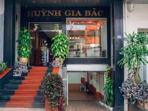 Huỳnh Gia Bảo Hotel - Ấp Thiện Lập