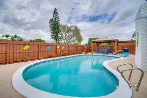 5 Mi to Beaches Melbourne Duplex with Pool! - Melbourne