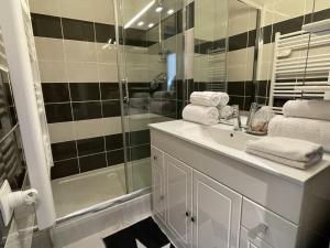 Studio Graphik - Héliopolis C 74 - Luxe - 2 personnes