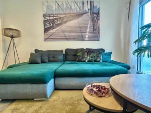 Spacious & Stylish Apartment - Partial Lake View