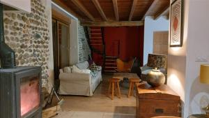 Les coqs de Mirebois ,Maison de campagne de 200 M2 pour 10 Personnes