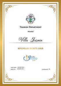 2 Bed Villa - Sleeps 4 - Pets - Pool - Garden