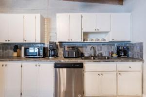 FTL Oasis-Close to DT - Close to Beach - Pool