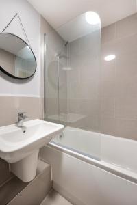 2 Bedroom Flat in Reading RG1- Free Parking