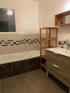 Villa bord de mer au Grau d Agde 140 m2