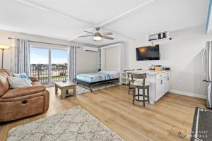 Spectacular Ocean View STEPS from the Beach and Pool! 4th Floor Studio!