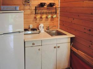 Bungalow near Turquoise Lake and Baltic Sea