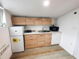 Cozy Renovated New Apartment