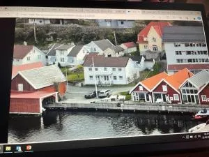 House by the river in Flekkefjord - 埃格尔松