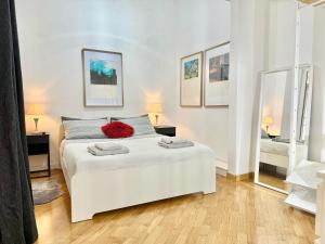 Exclusive Apartment in the Heart of Rome