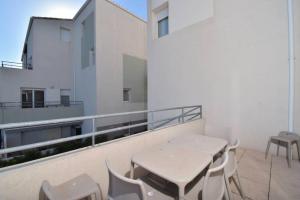 Résidence Cap Camargue - Un sympathique appartement dans une résidence avec piscine MAE-5391