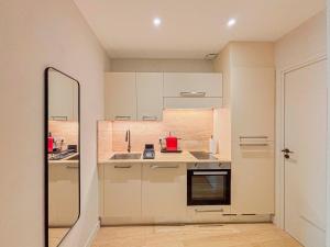 Petit cocon au cœur du Vieux-Nice, Wifi, AC, 2pers