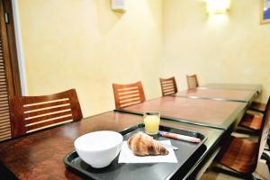 Hotels Hotel De Rosny : photos des chambres