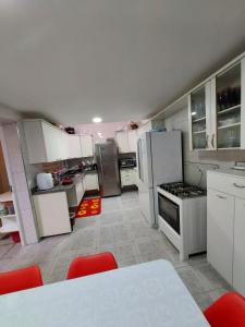 Quarto Santo Amaro, Consulado Americano metrô Borba Gato