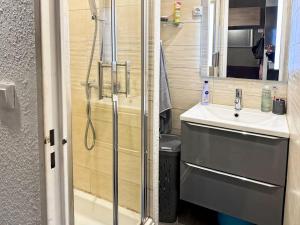 Résidence Le Lagon Bleu - Studio 4 couchages dans residence avec piscine MAE-7201