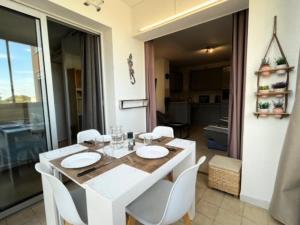 Résidence Port Royal - Appartement 6 couchages au centre du Grau du roi MAE-9831