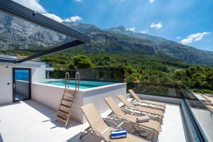 Luxury Villa Helena with Heated Pool