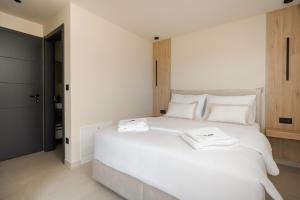 Luxury Villa Helena with Heated Pool