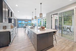 Sterling with optional boat rental