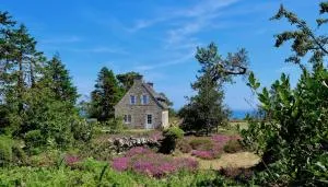 Villa ile Vierge-Crozon, Nature, mer, site classé - Ménesguen