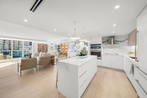 2 Bedroom Private Residence at Roney Palace -6072B