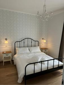 Charming Beachfront Retreat