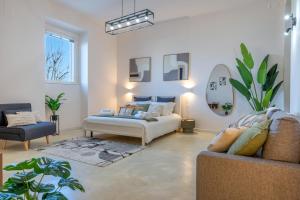 Seaside Apartment Near St Nicholas Basilica