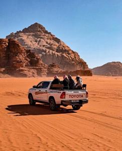 RUM SOlARIS BEDOUIN CAMP