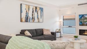 E Retreat On Archbold by HolidayCo