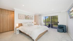 E Retreat On Archbold by HolidayCo