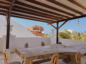 Surfer Grill, Alojamiento en puerto Colombia, Pradomar, Habitación León