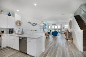 Waterfront luxury Villa 43 with sunset views and boat slip