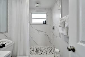 8818 Rocky Creek Drive Unit B