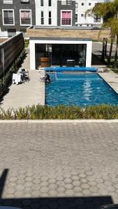 Casa con alberca, jardín, fogata, cerca de ValQuirico, VW Finsa
